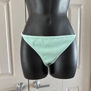NWT ROXY Bikini bottom size M